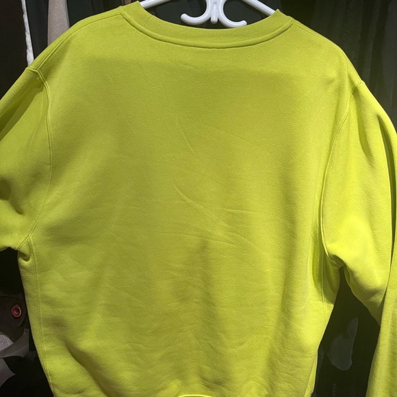 Women’s Nike crew neck sweat too. New never been worn.  Bright greenish/yellow - Picture 2 of 3